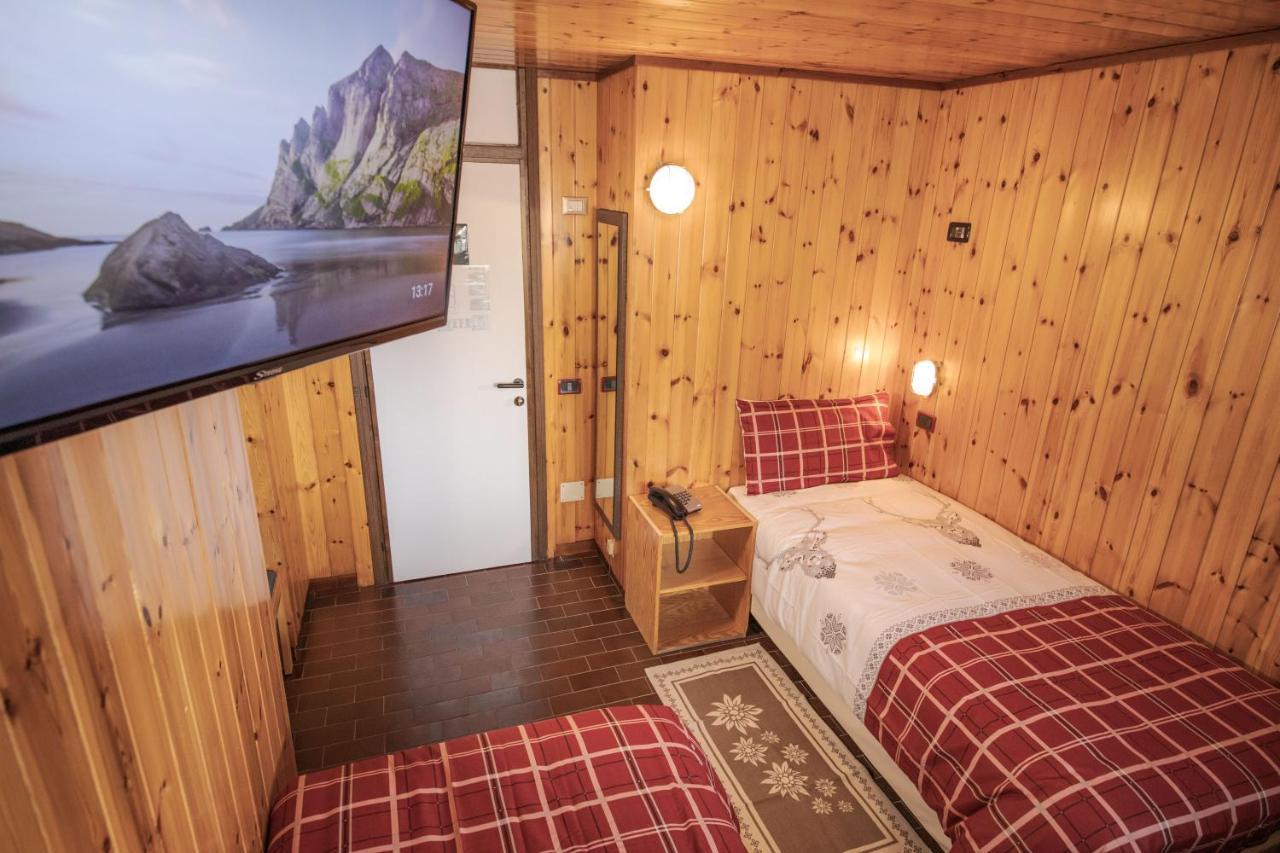 Albergo Quarto Pirovano Passo do Stelvio Exterior foto